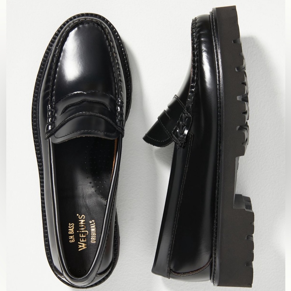 NWT G.H. Bass Weejuns Black Loafers